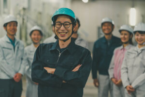 愛知県の工場で働くメリットについて解説しました。